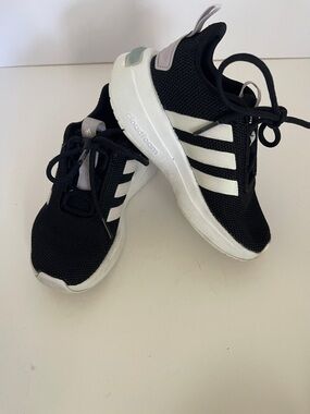 Adidas Cloudfoam Black Sneakers Youth Size 10 1/2 Running Athleisure